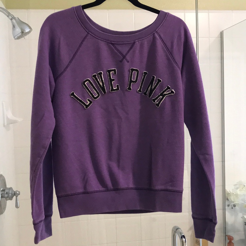 Victoria secret Sweatshirt 🦮